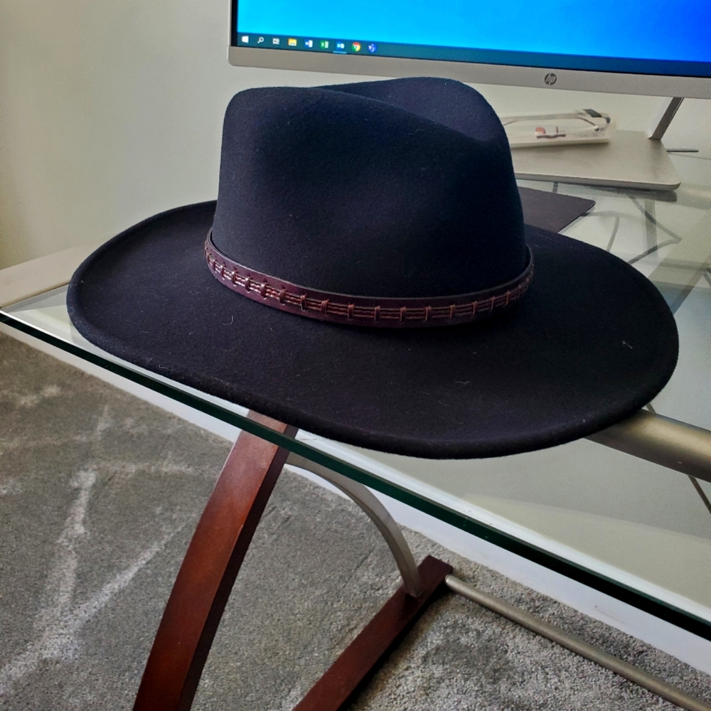 Gun Hat